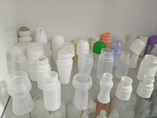 Máy đúc phun ABLB65I cho trạm HDPE/PP/PVC/PETG với hệ thống kẹp loại Toggle